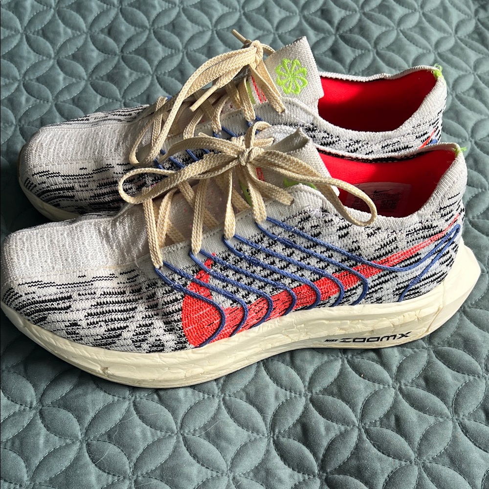 Nike ZoomX Knit Sneakers in Red and Blue